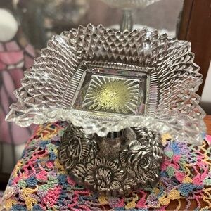 TRINKET DISH Antique Vintage Glass & Metal Bottom with Roses Silver Tone Rings